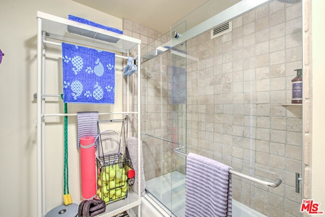 Building Photo - 2160 Century Park E