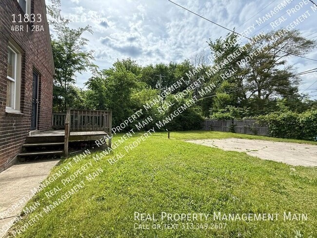 Building Photo - 11833 Wilfred St