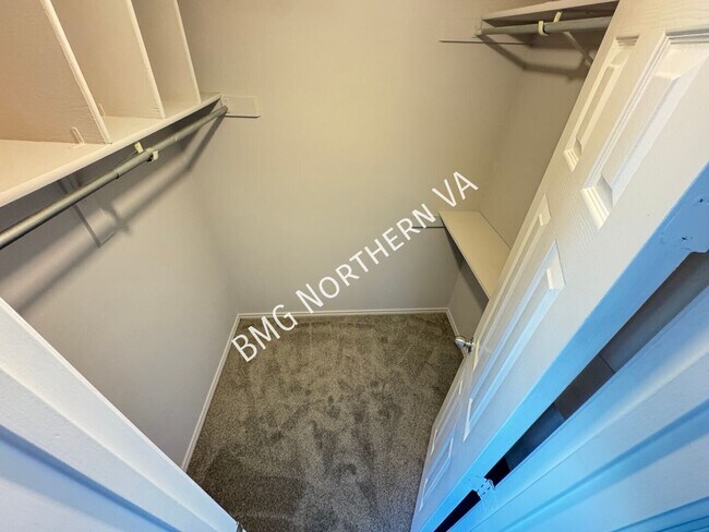 Building Photo - 21026 Timber Ridge Terrace