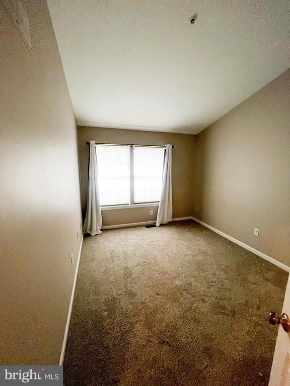 Building Photo - 141 Spencer Cir