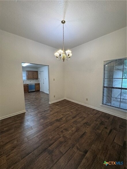 Building Photo - 1801 Thomas Ct