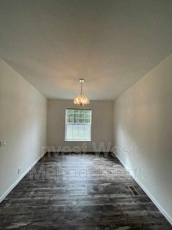 Building Photo - 102 Tory Lynn Dr