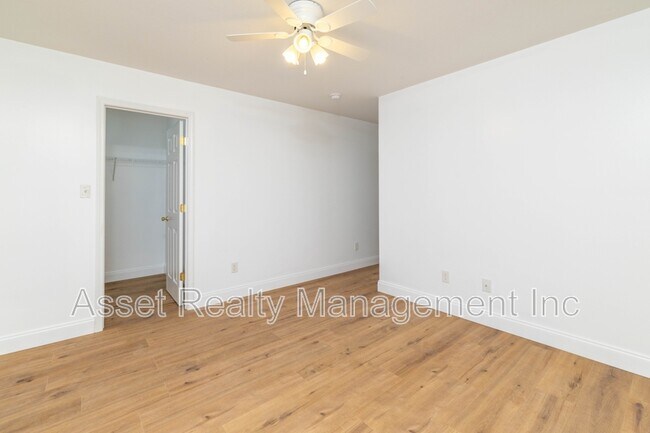 Building Photo - 7037 Wakan Ln