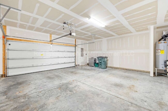 Building Photo - 2837 Ensemble Ct