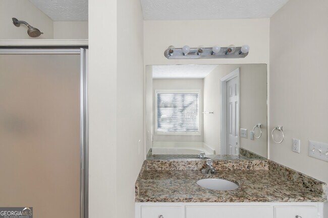 Building Photo - 75 Dove Landing