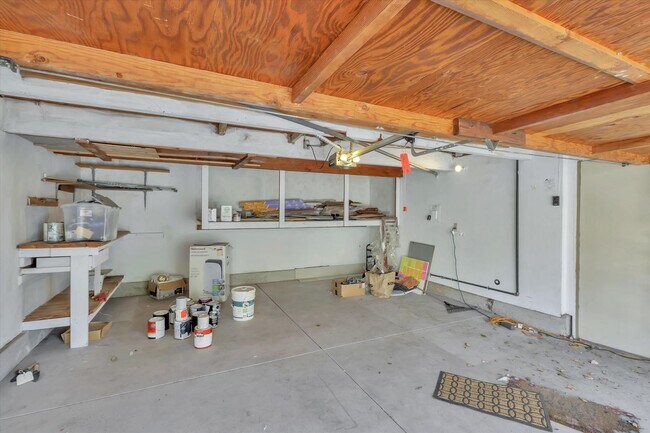 Building Photo - Sunnyvale Gem with Sleek Finishes & Though...