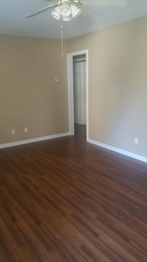Building Photo - 3518 Acorn Woods Way,