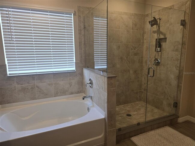 Building Photo - 10912 Honor Rd