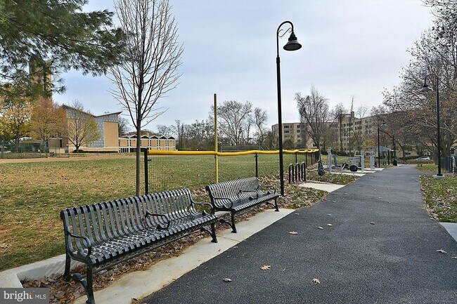 Building Photo - 3601 Wisconsin Ave NW