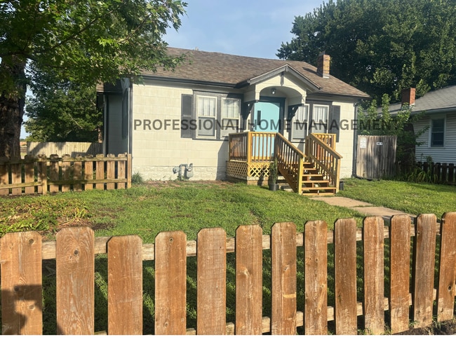 Building Photo - Don’t miss your chance on this one-of-a-ki...