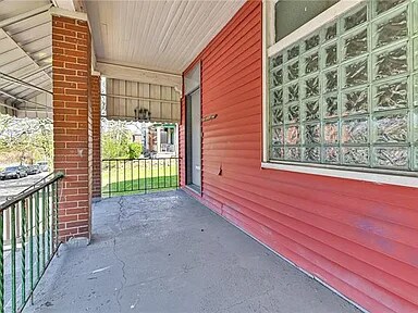 Building Photo - 6419 Deary St