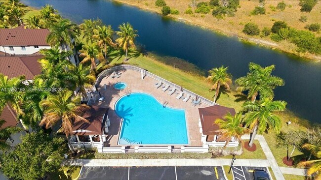 Building Photo - 4435 SW 160th Ave