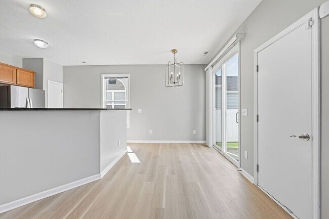 Building Photo - 6136 Deansboro Dr