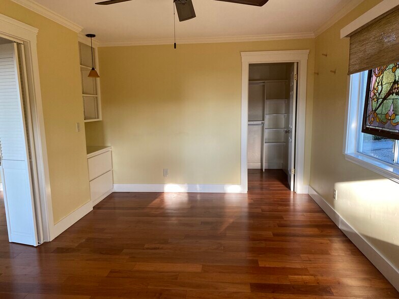 Building Photo - 12165 Alta Mesa Dr
