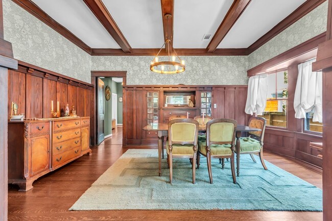 Building Photo - 2608 Hopkins St