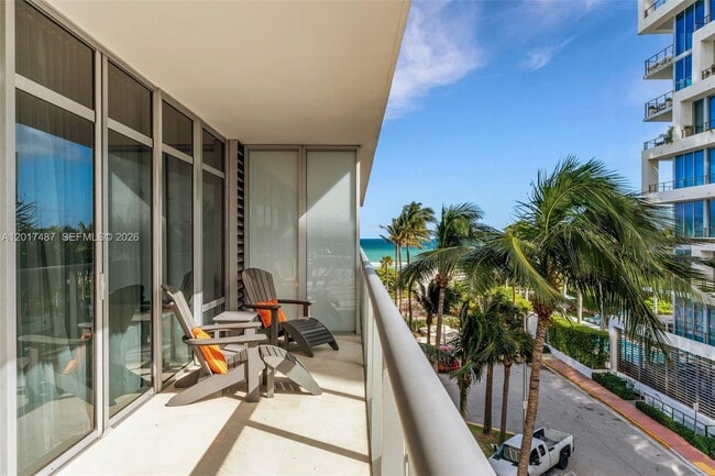 Building Photo - 3737 Collins Ave