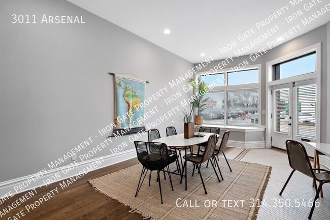 Building Photo - 3011 Arsenal-