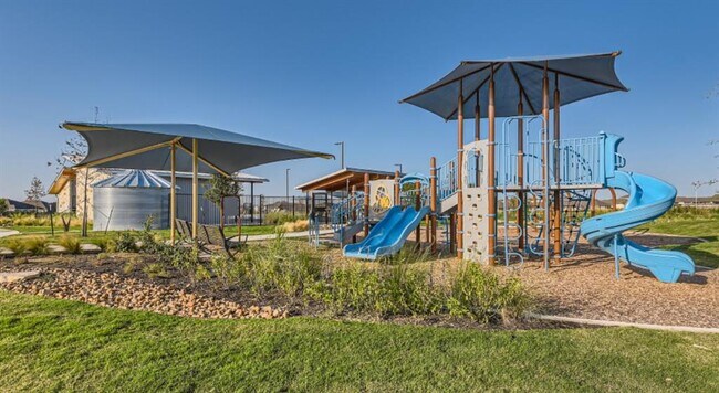 Building Photo - 113 Imola St