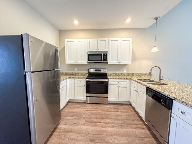 Building Photo - 228 Way Bill Cir