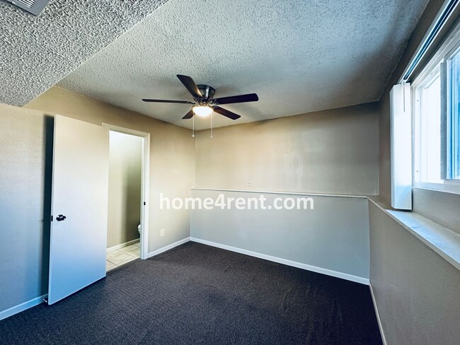 Building Photo - Beautiful, Split-Level Olathe Home w/ Stainless Steel Appliances and a Finished Basement!