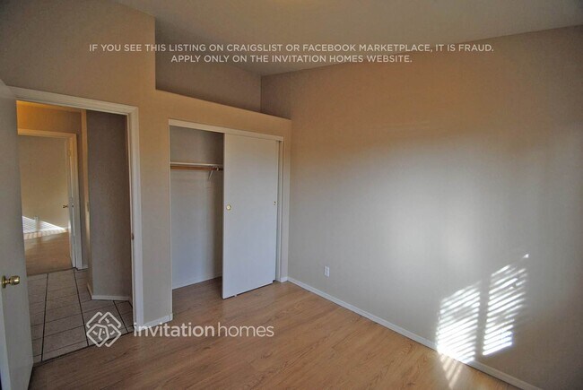 Building Photo - 5703 N 67th Dr