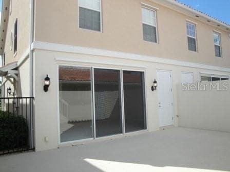 Building Photo - 8537 Insular Ln