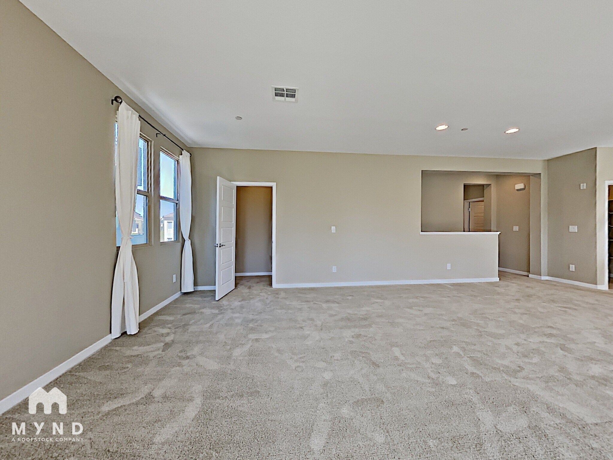 Building Photo - 1275 Ice Park St