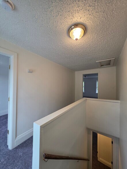 Building Photo - 708 Swede St