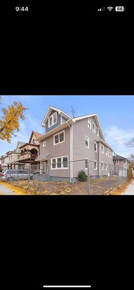 Building Photo - 40 Ellington St