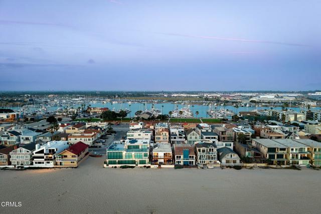 Building Photo - 3373 Ocean Dr