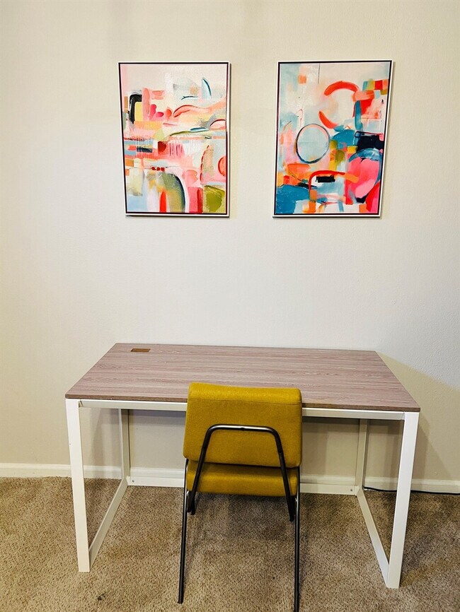 Building Photo - 7012 Ingalls St