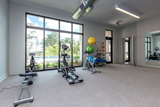 Building Photo - THE INLET - 1 BEDROOM, 1 BATH  CONDO - OCE...