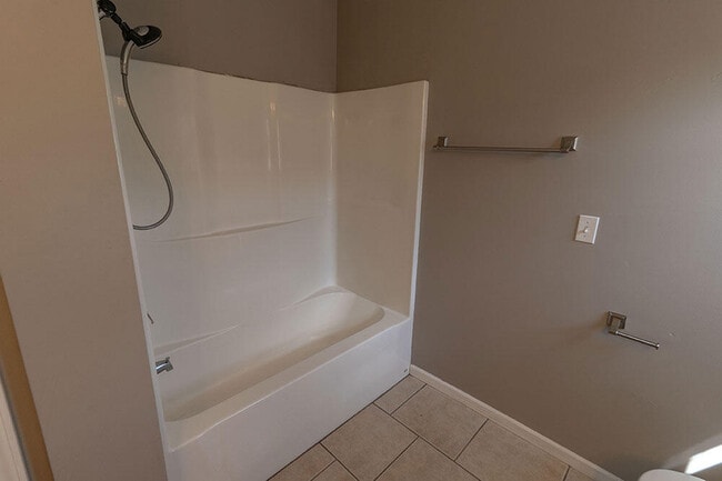 Building Photo - 4207 Black Tail Dr