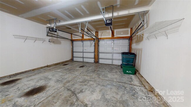 Building Photo - 9007 Bishop Crest Ln