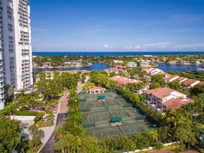 Building Photo - 21205 Yacht Club Dr