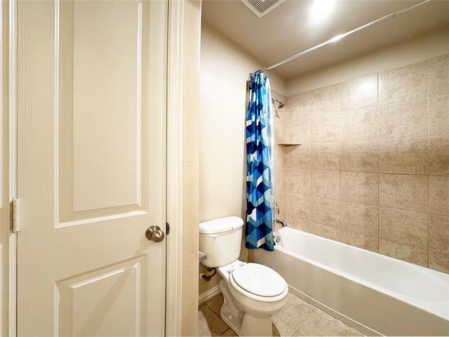 Building Photo - 1809 Sparrow Ln