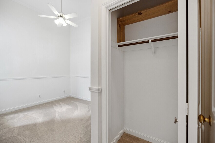 Building Photo - 1406 Post St