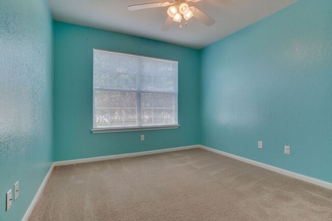 Building Photo - 311 Gainer Dr