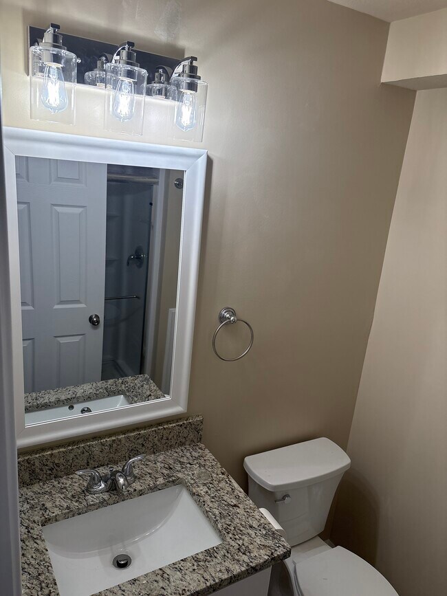 Building Photo - Kistler Place