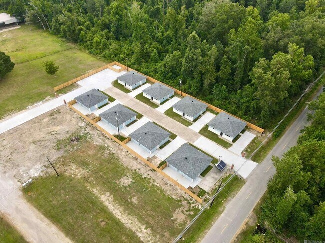 Building Photo - 43053 N Billville Rd