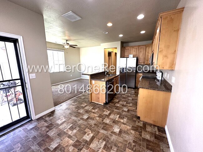 Primary Photo - This property offers a NO DEPOSIT option a...