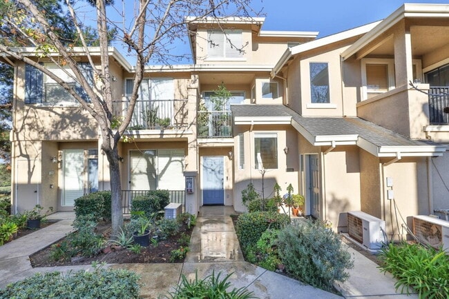 Building Photo - 114 Niguel Ln