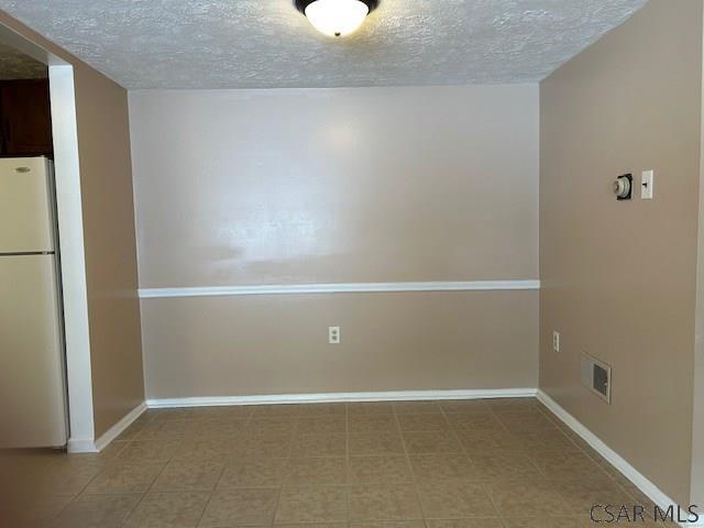 Building Photo - 545 Goucher St