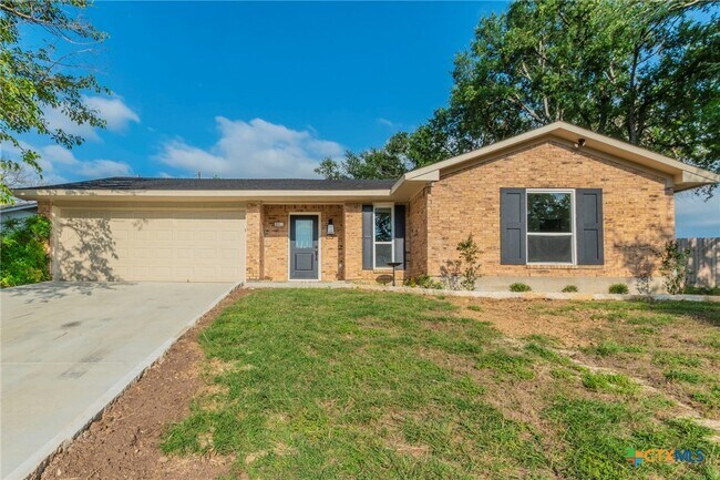 Primary Photo - 4013 Valley View Dr