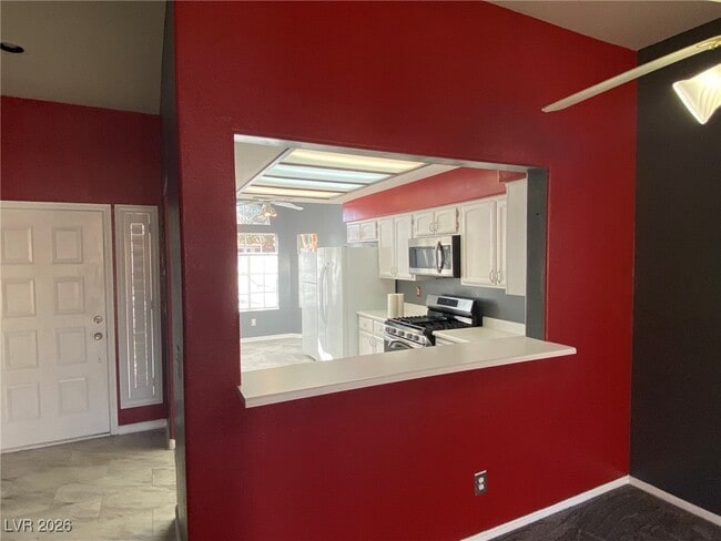 Building Photo - 8090 Kinsella Way