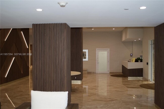 Building Photo - 1370 S Ocean Blvd