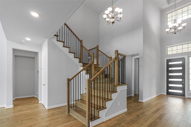 Building Photo - 11 Winter Thicket Pl