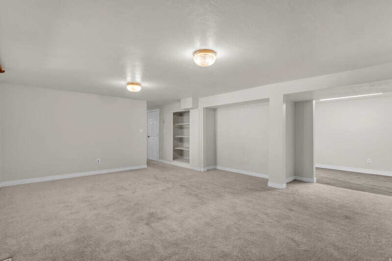 Building Photo - 1035 Hillcrest Dr