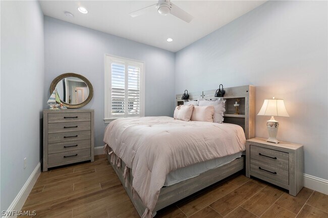 Building Photo - 7270 Saona CT