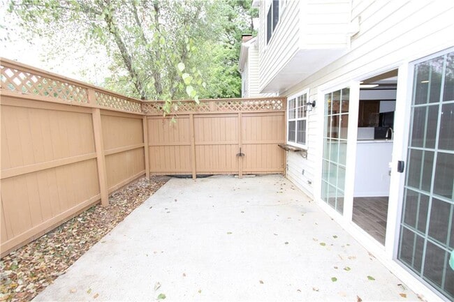 Building Photo - 5577 Clover Rise Ln